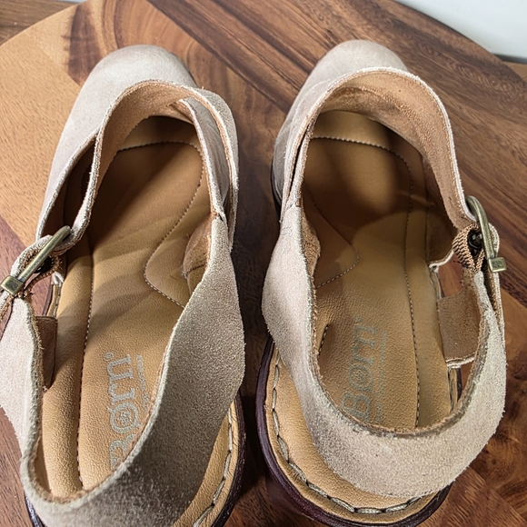 BORN Delvyn Women's Clogs Size 10 Heeled Sandals - Picture 15 of 15